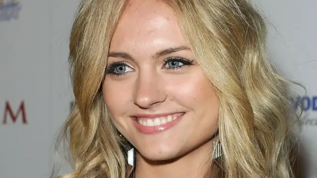 Video thumbnail for Whatever Happened To Madison Riley From Grown Ups?