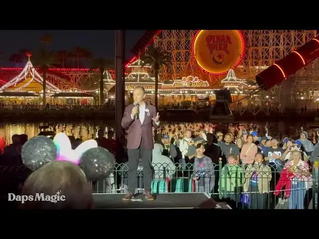 'Video thumbnail for Thomas Mazloum Introduces World of Color Happiness! 4K'