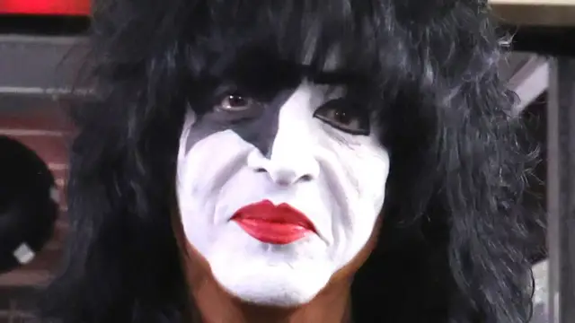 'Video thumbnail for The Long List Of Stars Who Can't Stand KISS'