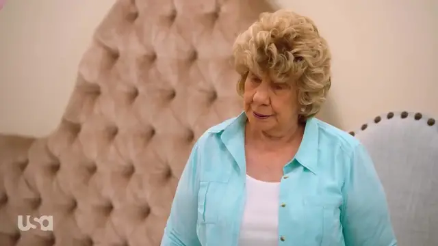 Video thumbnail for This Is How The Chrisley Family Lost Everything