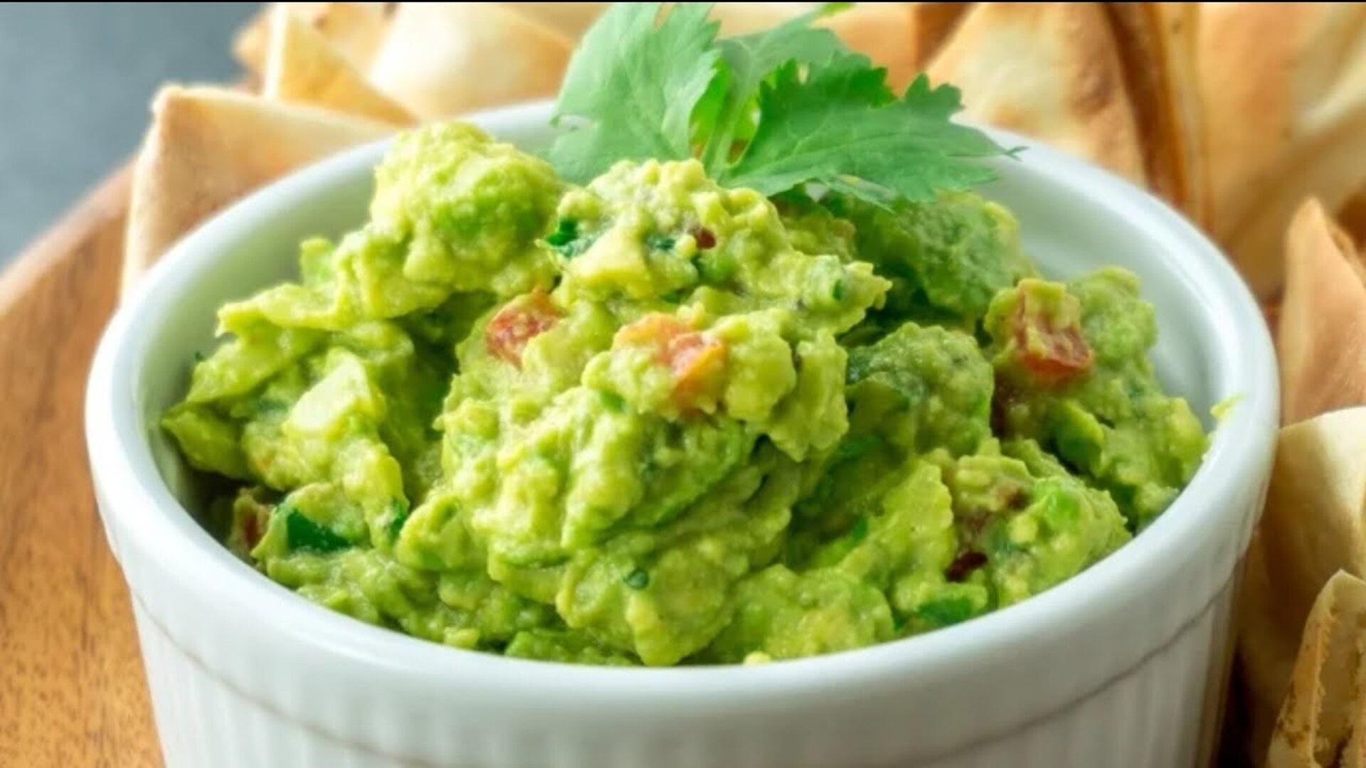 Video thumbnail for What You Should Know Before Adding Onion To Guacamole
