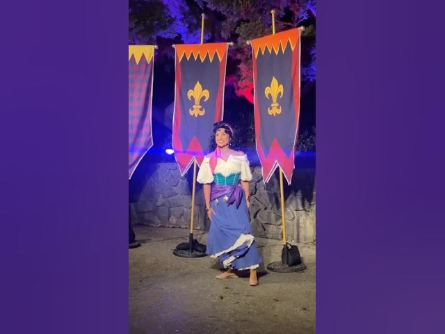 Video thumbnail for Esmeralda at #DisneylandAfterDark 70 Years of Favorites!