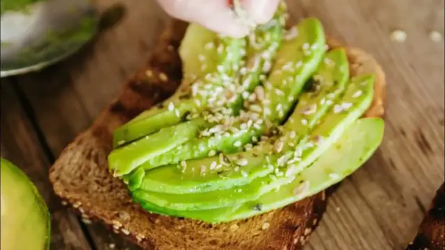 Video thumbnail for 11 Things You Probably Don't Know About Avocados