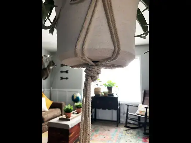 'Video thumbnail for How to Make a Plant Hanger Basket'