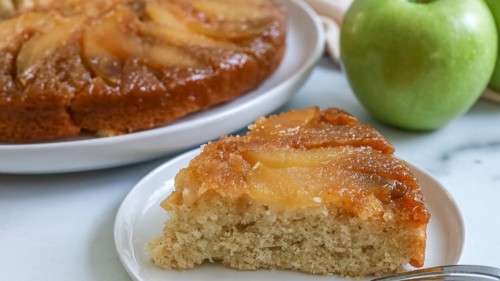 Video thumbnail for Salted Caramel Apple Upside-Down Cake Recipe