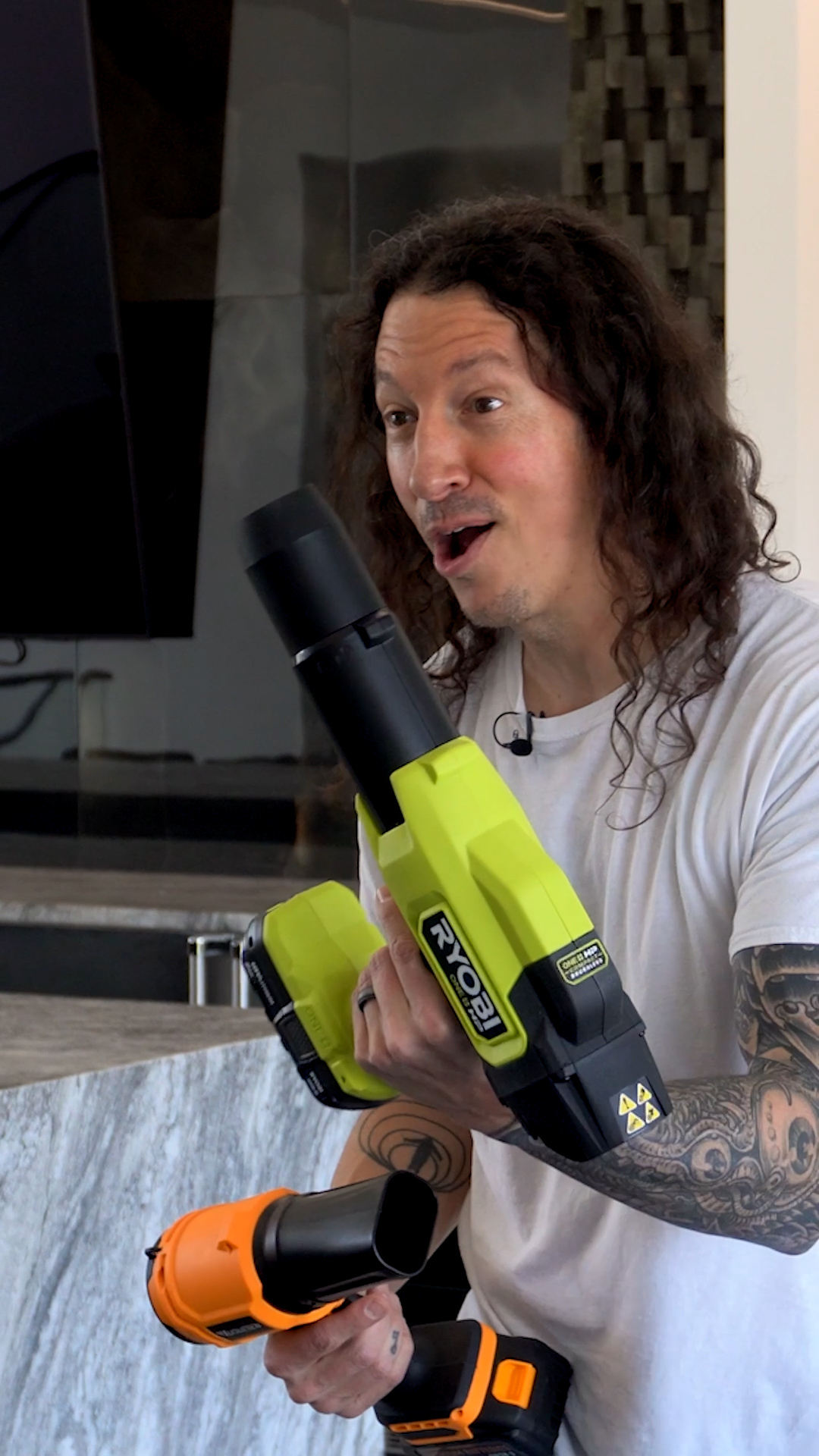 Video thumbnail for Billiards And Bowling With A Mini Leaf Blower