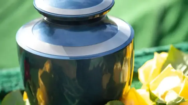 Video thumbnail for What Actually Happens During Cremation