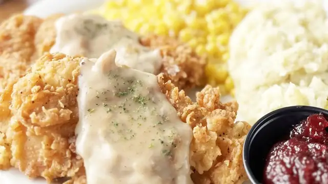 Video thumbnail for Cracker Barrel's Seasonal Favorites We Can't Get Enough Of