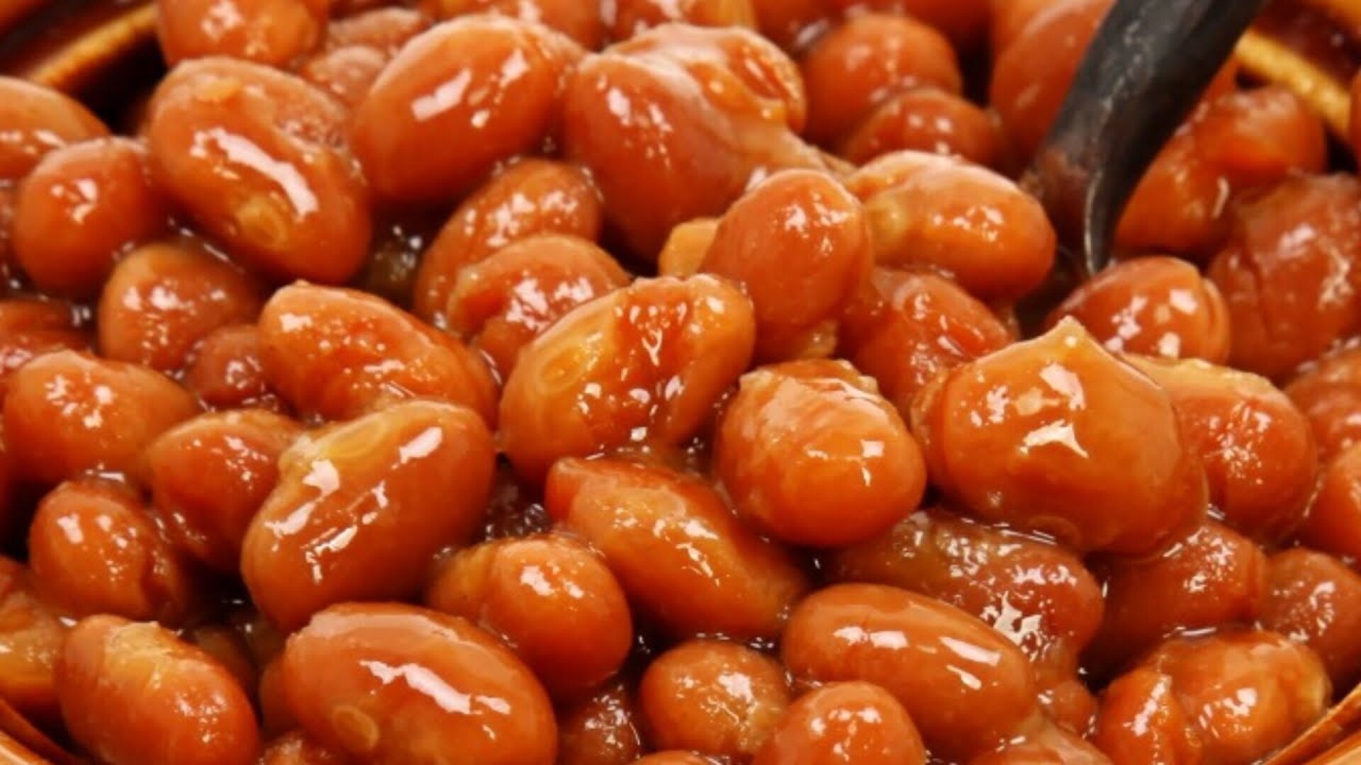 Video thumbnail for Why You Should Absolutely Never Cook Raw Beans In A Slow Cooker