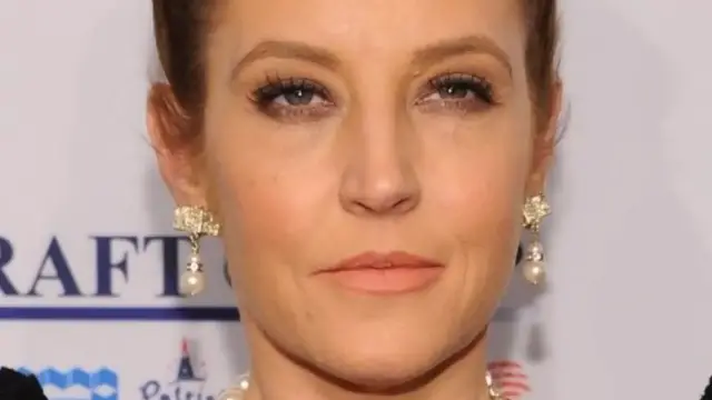 'Video thumbnail for How Lisa Marie Presley Learned About Michael Jackson's Death'