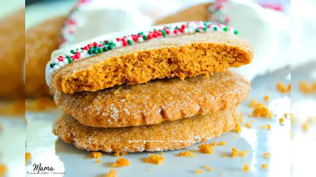 Video thumbnail for Snowy Ginger Molasses Cookies