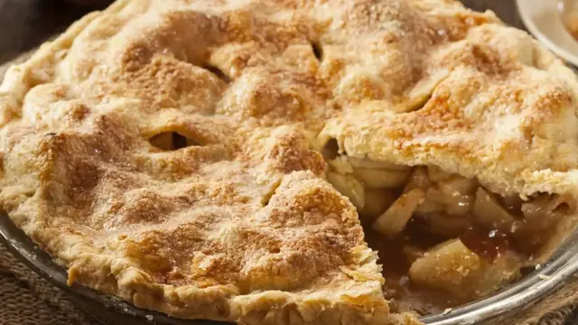 Video thumbnail for The Biggest Mistakes Everyone Makes When Baking Apple Pie