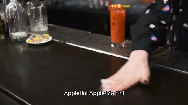Video thumbnail for appletini recipe