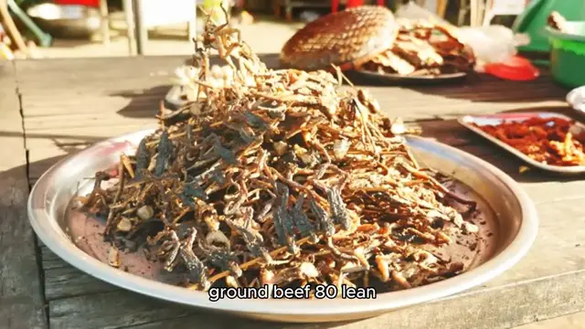 Video thumbnail for Cracker Barrel Meatloaf Recipe