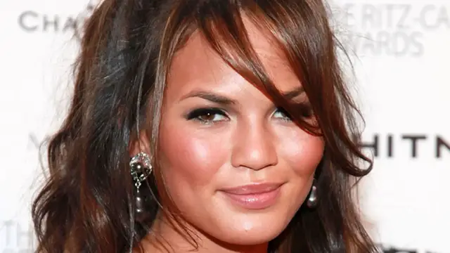 'Video thumbnail for Shady Things About Chrissy Teigen Everyone Just Ignores'