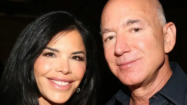 'Video thumbnail for Things Aren't Looking Good For Lauren Sanchez And Jeff Bezos'