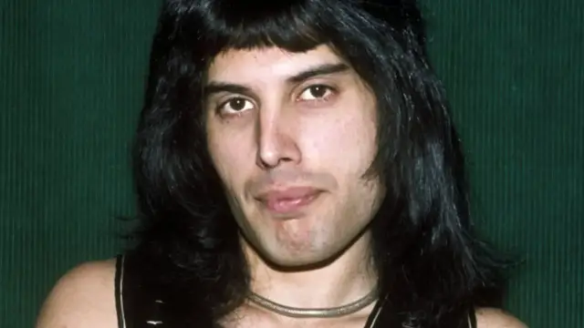 Video thumbnail for Tragic Things About Freddie Mercury's Life