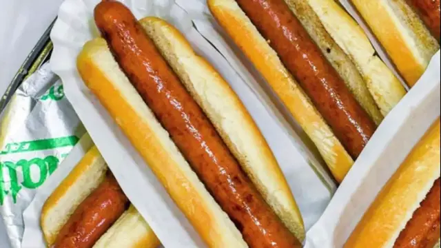 Video thumbnail for The Best And Worst Hot Dogs To Buy At The Grocery Store