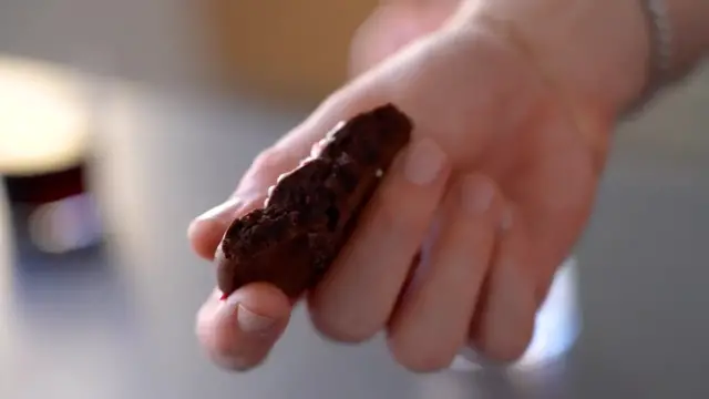 'Video thumbnail for These Peppermint Brownie Cookies Will Please All Brownie Lovers ¦ Vaughn Vreeland ¦ NYT Cooking (720p 24fps)'