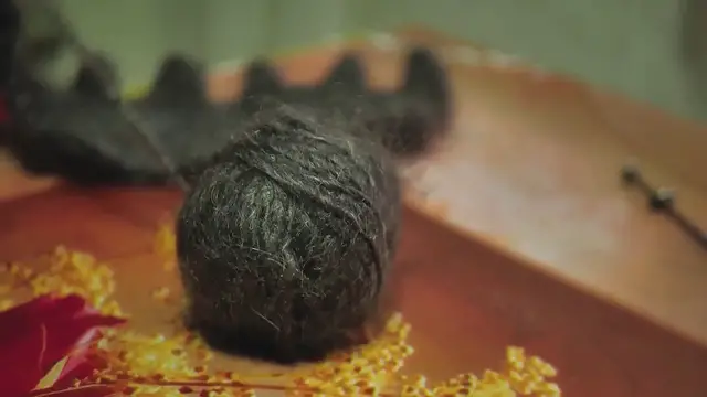 Video thumbnail for Master the Art of Crochet: Create a Stunning Hydrangea Bag with This Easy Tutorial!