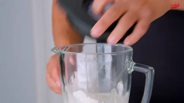 'Video thumbnail for Can You Make a Dairy Queen Oreo Blizzard at Home¿ FAIL! (720p 24fps)'