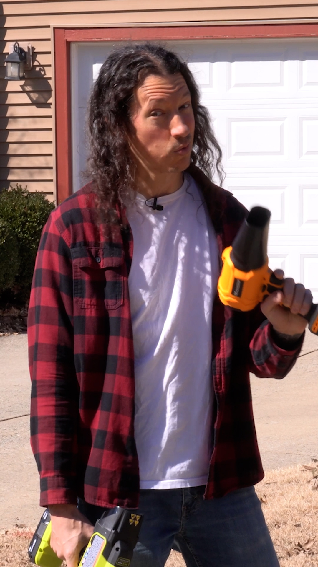 Video thumbnail for How Powerful Is A Mini Leaf Blower Really?