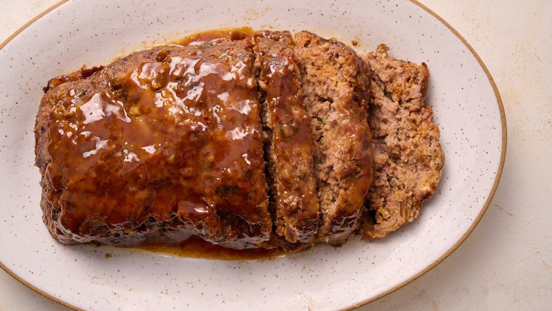 Video thumbnail for Sweet And Spicy Coconut-Glazed Meatloaf Recipe