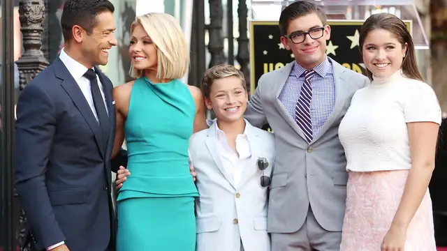 'Video thumbnail for The Untold Truth Of Kelly Ripa's Kids Is Tumbling Out'