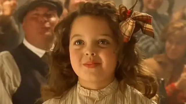 Video thumbnail for The Little Girl From Titanic Looks Absolutely Stunning Today