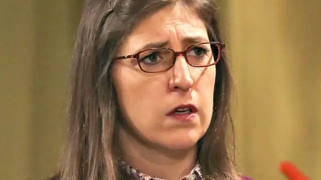 'Video thumbnail for Why Doesn't Amy Farrah Fowler Wear Pants On The Big Bang Theory?'