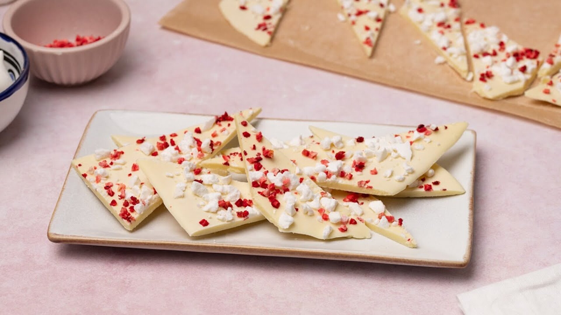 Video thumbnail for Eton Mess-Style Summer Chocolate Bark Recipe