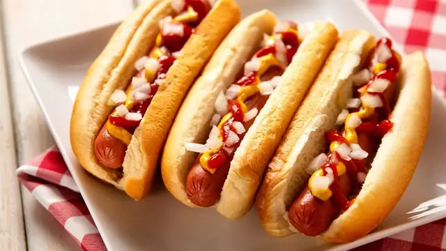 Video thumbnail for You're Getting The Best Quality When Buying These Hot Dogs