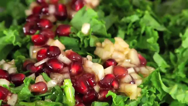 Video thumbnail for EASY KALE SALAD with POMEGRANATE(720P HD)