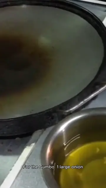 Video thumbnail for seafood gumbo recipe