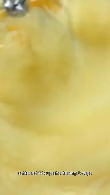 Video thumbnail for italian cream cake recipe