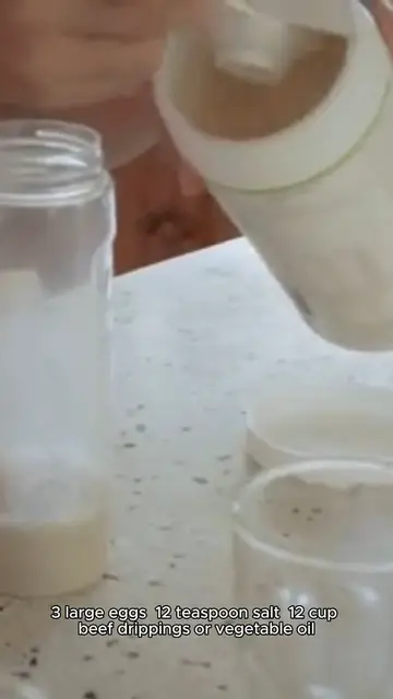 Video thumbnail for yorkshire pudding recipe