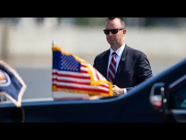 Video thumbnail for Secret Service Does The Unthinkable - No One Saw This Coming