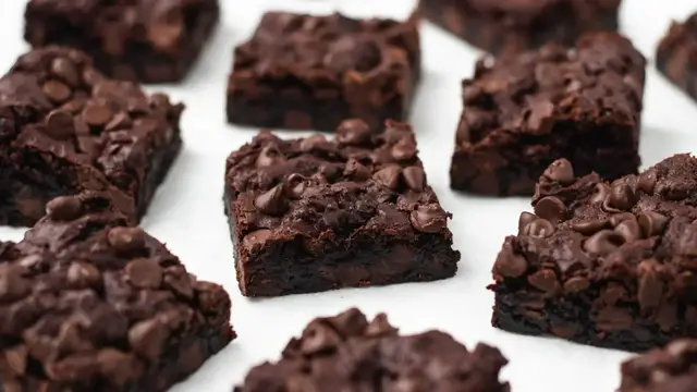 'Video thumbnail for Rich Vegan Brownies Recipe'