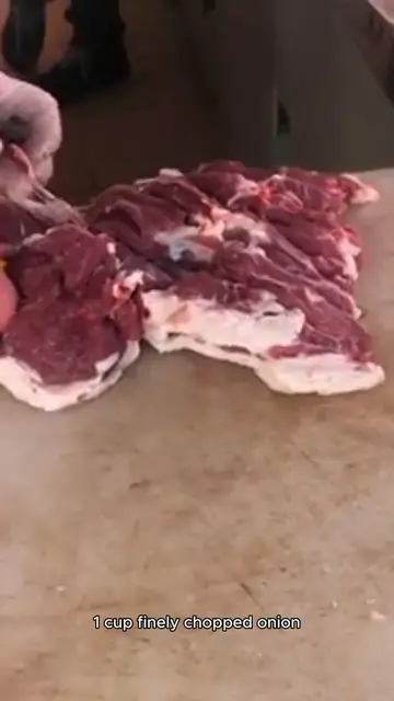 Video thumbnail for cracker barrel meatloaf recipe