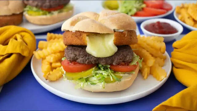 'Video thumbnail for Copycat Culver's "Curderburger" Recipe'