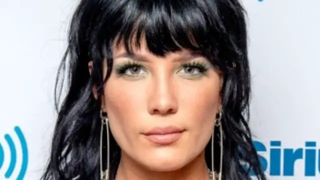 'Video thumbnail for Halsey's Transformation Is Seriously Turning Heads'