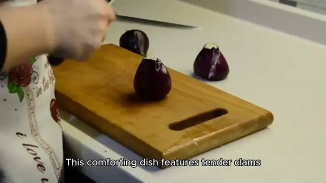 'Video thumbnail for Clam Chowder Recipe'