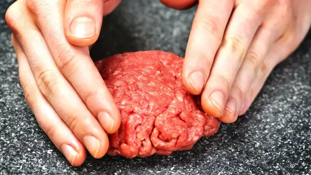 'Video thumbnail for Stop Making These Mistakes When Grilling Hamburgers'