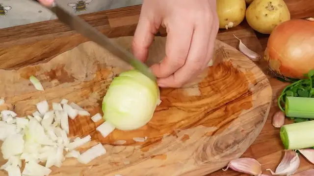 Video thumbnail for Potato Leek Soup Recipe