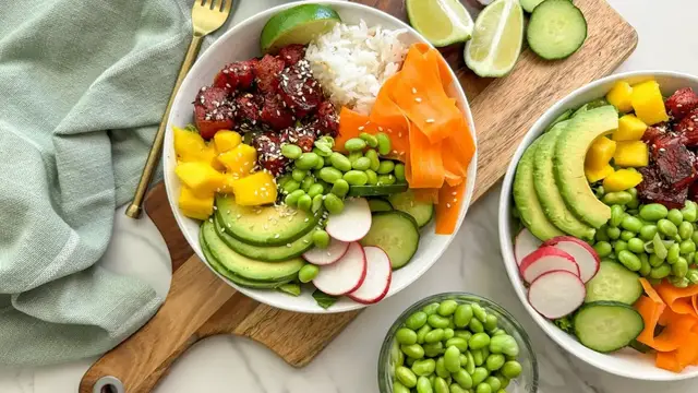 Video thumbnail for Vegan Watermelon "Tuna" Bowl Recipe