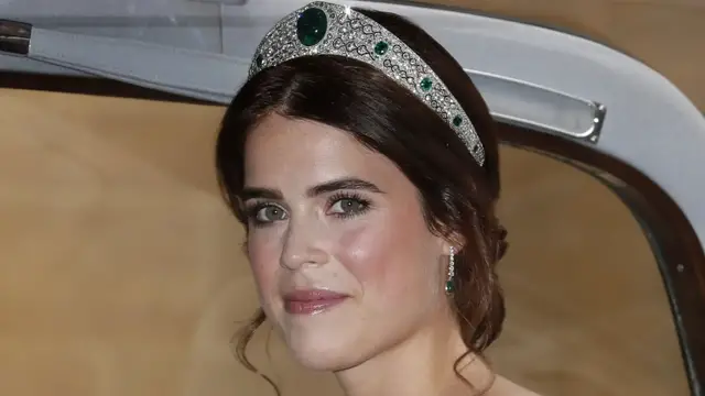 Video thumbnail for The Most Stunning Royal Wedding Tiaras Ranked