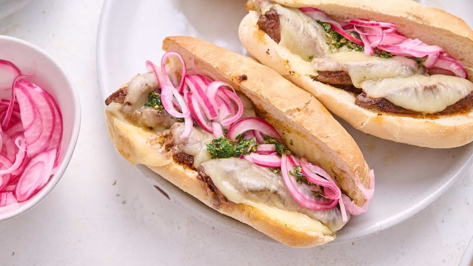 Video thumbnail for Steak And Chimichurri Sandwiches Recipe