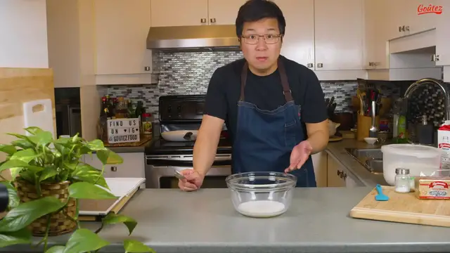 'Video thumbnail for Cream Cheese Garlic Bread Recipe (Korean Street Food) (720p 24fps)'
