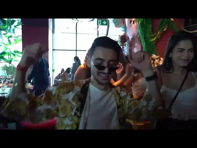 Video thumbnail for Egoïstisch bemind  PETROWITSCH