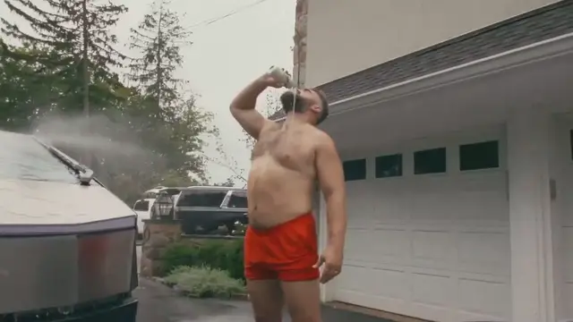 Video thumbnail for Jason Kelce's Hilarious Beer Ad